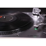 Audio-Technica AT-LP120XUSB, Plattenspieler silber, Phono-Vorverstärker, USB-Anschluss